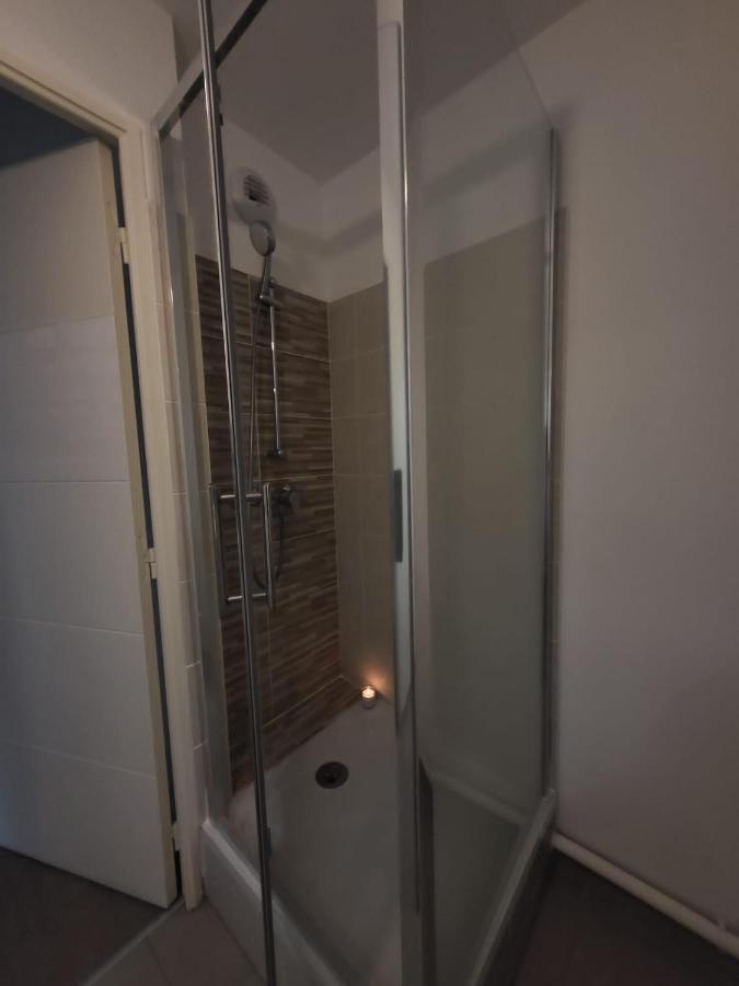 Logement La Courneuve-Aubervilliers Rerb Kültér fotó